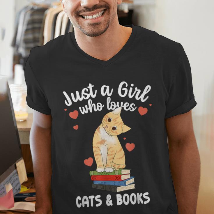 Just a Girl Who Loves Cats And Books Reading Cat & Bookworm Men's V-Neck T-Shirt