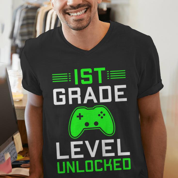 Kids 1st Grade Level Unlocked Back To School Gamer Graduation Men's V-Neck T-Shirt