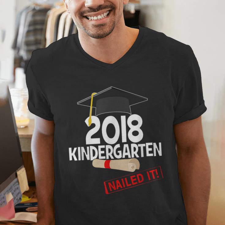 Kindergarten 2018 NAILED IT Graduation Graduate Men's V-Neck T-Shirt