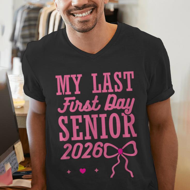 My Last First Day Senior 2026 Coquette Pink Bow Graduation Men's V-Neck T-Shirt