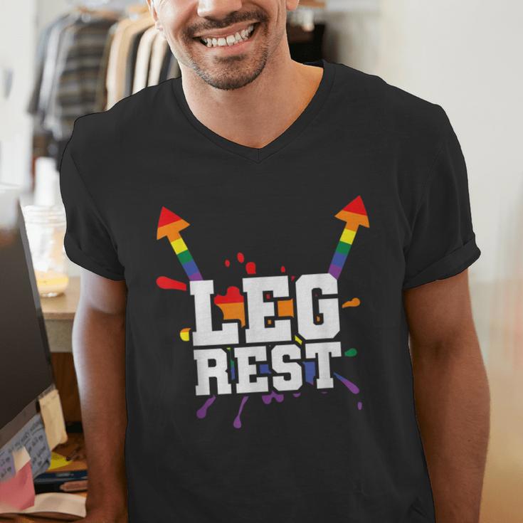 Leg Rest Naughty Dad Joke Vagitarian Lesbian Men's V-Neck T-Shirt