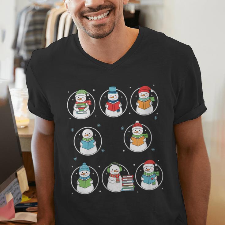 Literary Winter Reading Snowmen Cozy Book Lover Pattern Men's V-Neck T-Shirt