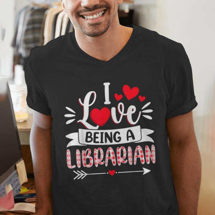 I Love Being A Librarian Library Book Valentine's Day Men's V-Neck T-Shirt