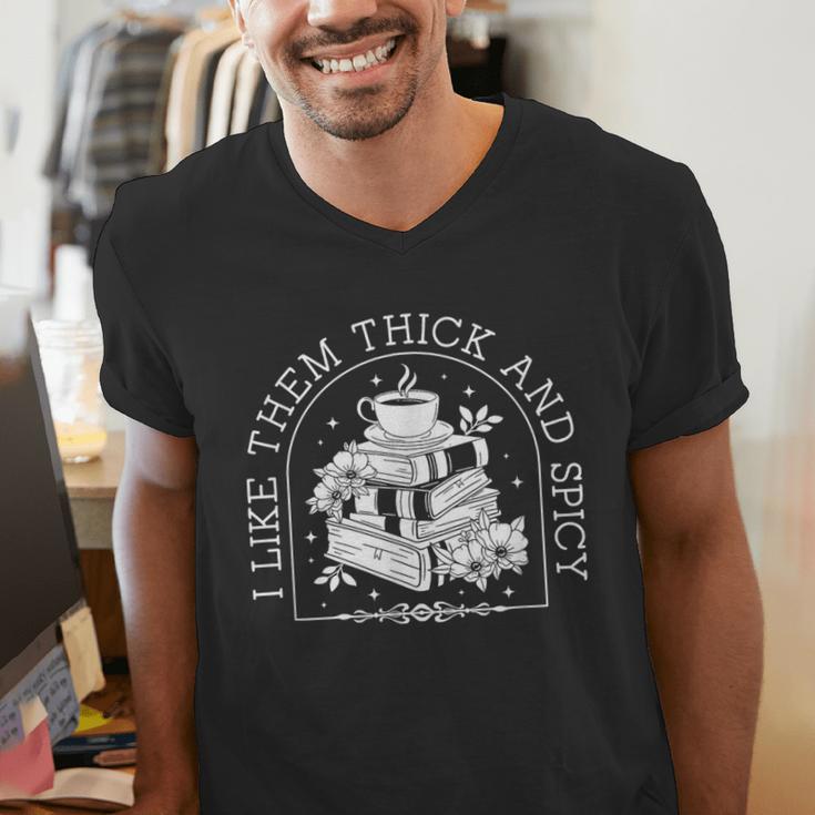 I Like Them Thick And Spicy Smut Book Reader Men's V-Neck T-Shirt