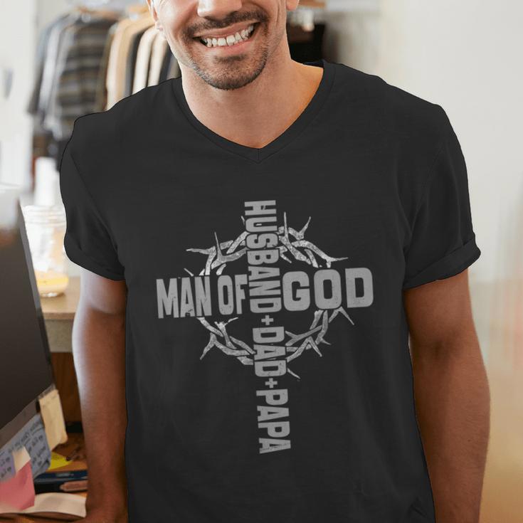 Man Of God Religious Christian Cross Husband Dad Fathers Day Men's V-Neck T-Shirt