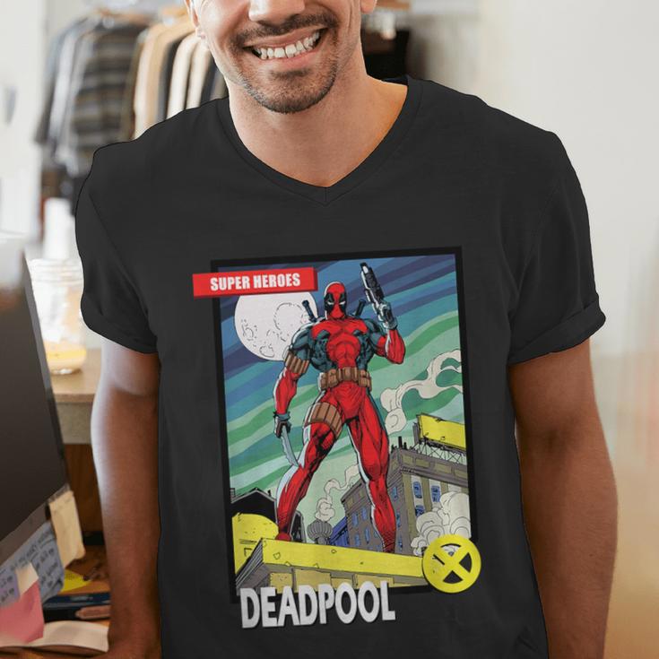 Marvel Comics Deadpool Vintage Book Art Men's V-Neck T-Shirt