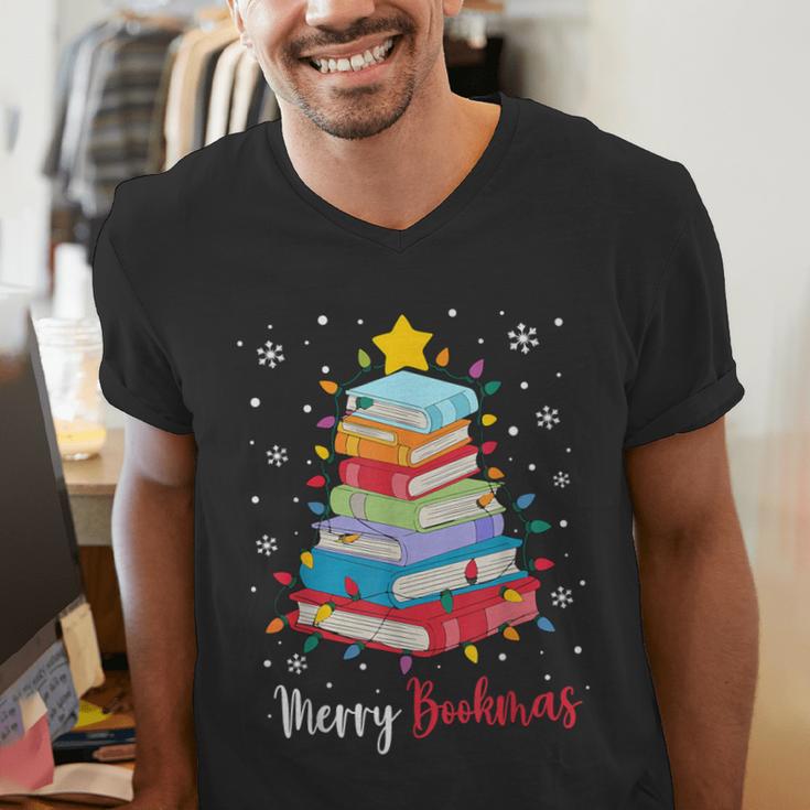 Merry Bookmas Book Christmas Tree Lights Xmas Men Women Kids Men's V-Neck T-Shirt Merry Bookmas Book Christmas Tree Lights Xmas Men Women Kids Men's V-Neck T-Shirt