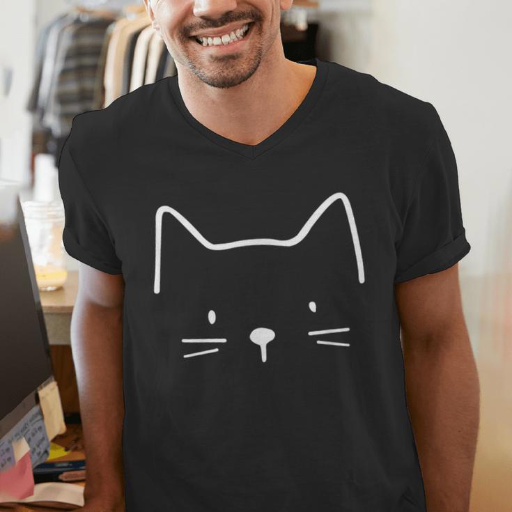 Minimalist Cat Mom Cat Dad Men Kids Women Cat Men's V-Neck T-Shirt