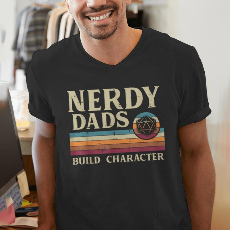 Nerdy Dads Build Character Retro Fathers Day Daddy Papa Men Men's V-Neck T-Shirt