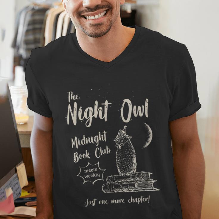 Night Owl Book Club Bookish Book Lover Tee Men's V-Neck T-Shirt Night Owl Book Club Bookish Book Lover Tee Men's V-Neck T-Shirt