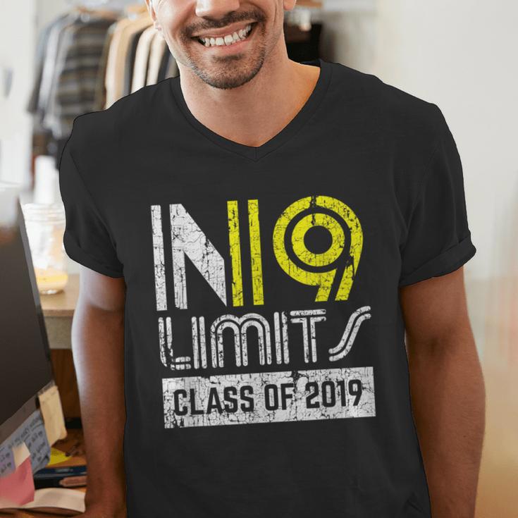 No Limits Class Of 2019 Graduation Vintage Men's V-Neck T-Shirt