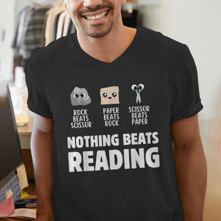Nothing Beats Reading Librarian Book Bookworm Men's V-Neck T-Shirt