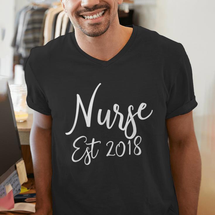 Nurse Established 2018 Shirt Nursing School Graduation Men's V-Neck T-Shirt