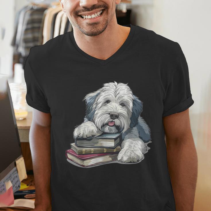 Old English Sheepdog Books Reading Dog Breed Graphic Men's V-Neck T-Shirt