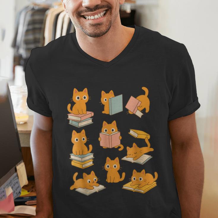 Orange Cats Reading Books Cat Lover Men's V-Neck T-Shirt
