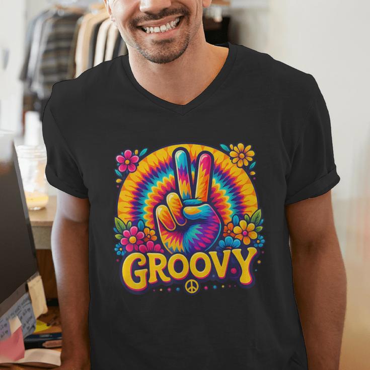 Peace Sign Groovy Vibes Costume Nostalgia Tie Dye Fashion Men's V-Neck T-Shirt