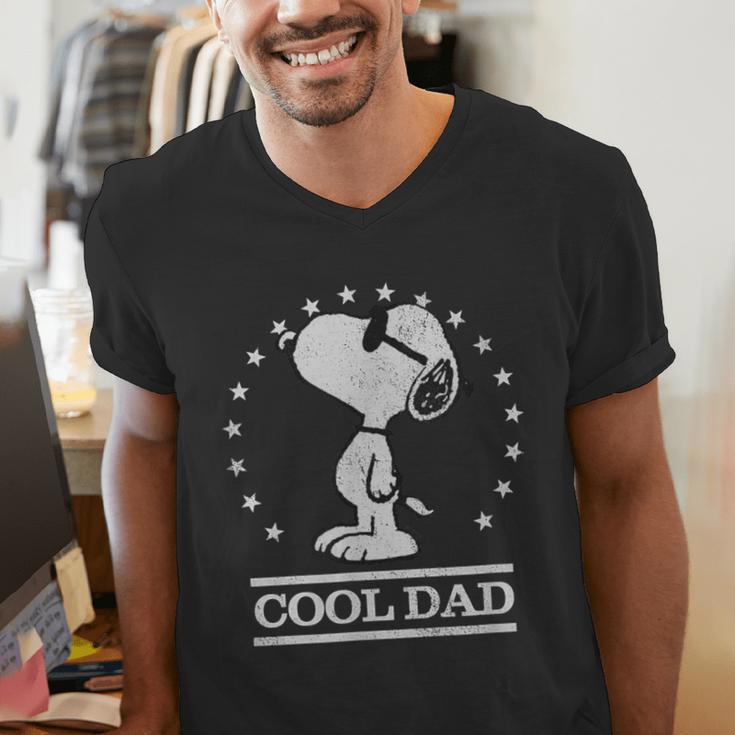 Peanuts Snoopy Cool Dad Men's V-Neck T-Shirt