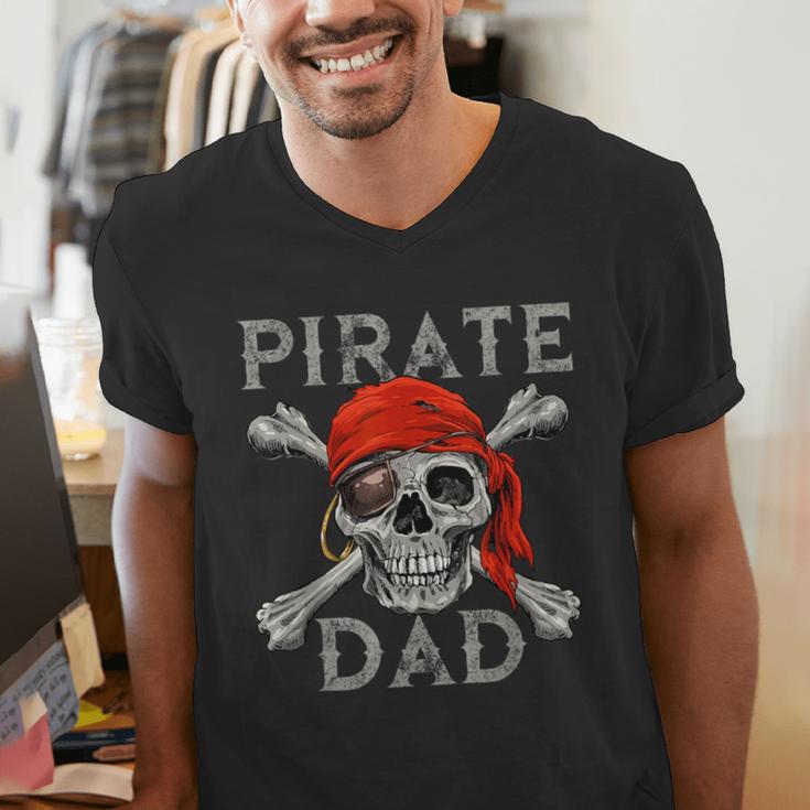 Pirate Dad Shirt Jolly Roger Crossbones Skull Halloween Men's V-Neck T-Shirt