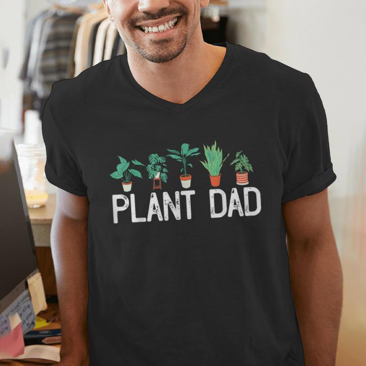 Plant Dad Potted Plant Lover Gardening Plant Guy Men's V-Neck T-Shirt