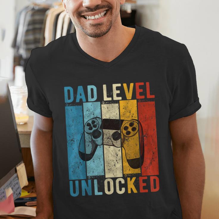 Pregnancy Announcement Dad Level Unlocked New Daddy Father Men's V-Neck T-Shirt Pregnancy Announcement Dad Level Unlocked New Daddy Father Men's V-Neck T-Shirt