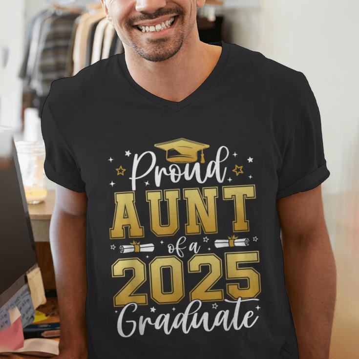 Proud Aunt Of a 2025 Graduate Class Of 2025 Graduation Women Men's V-Neck T-Shirt