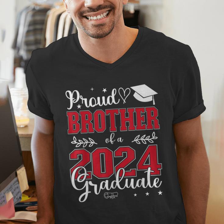 Proud Brother Of a Class Of 2024 Graduate For Graduation Men's V-Neck T-Shirt