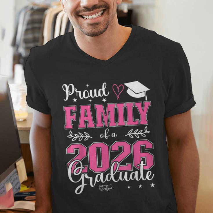 Proud Family Of a Class Of 2026 Graduate For Graduation Men's V-Neck T-Shirt
