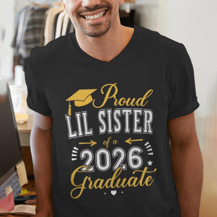 Proud Lil Sister Of a Class Of 2026 Graduate For Graduation Men's V-Neck T-Shirt