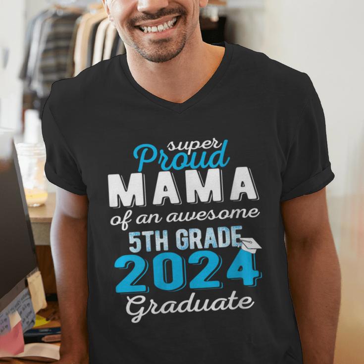 Proud Mama Of 5th Grade Graduate 2024 Elementary Graduation Men's V-Neck T-Shirt