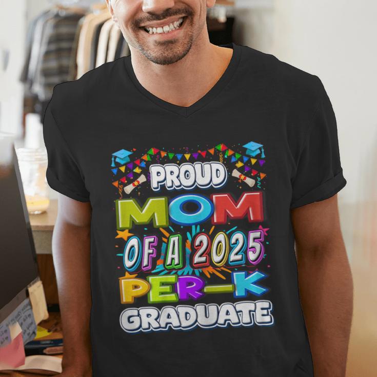 Proud MOM Of a 2025 PRE-K Graduate -Graduation Men's V-Neck T-Shirt
