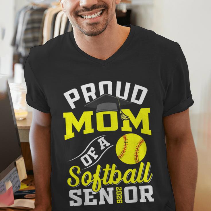 Proud Mom Of a Softball Senior Class Of 2026 Graduation Men's V-Neck T-Shirt