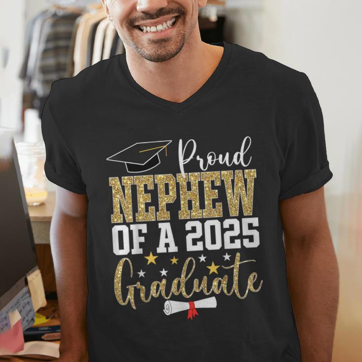 Proud Nephew Of A 2025 Graduate Nephew Graduation 2025 Men's V-Neck T-Shirt