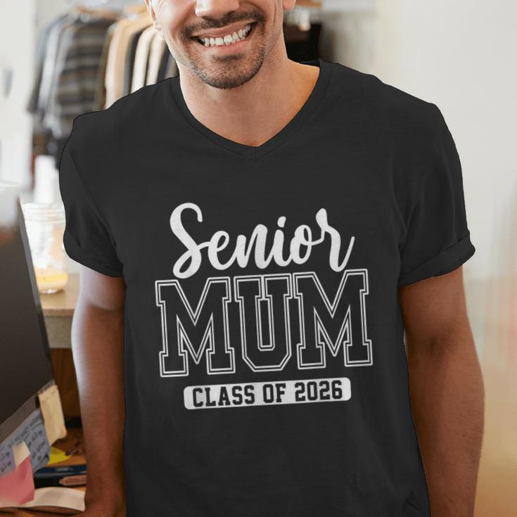 Proud Senior Mum Class Of 2026 Graduation 2026 Senior Mum Men's V-Neck T-Shirt