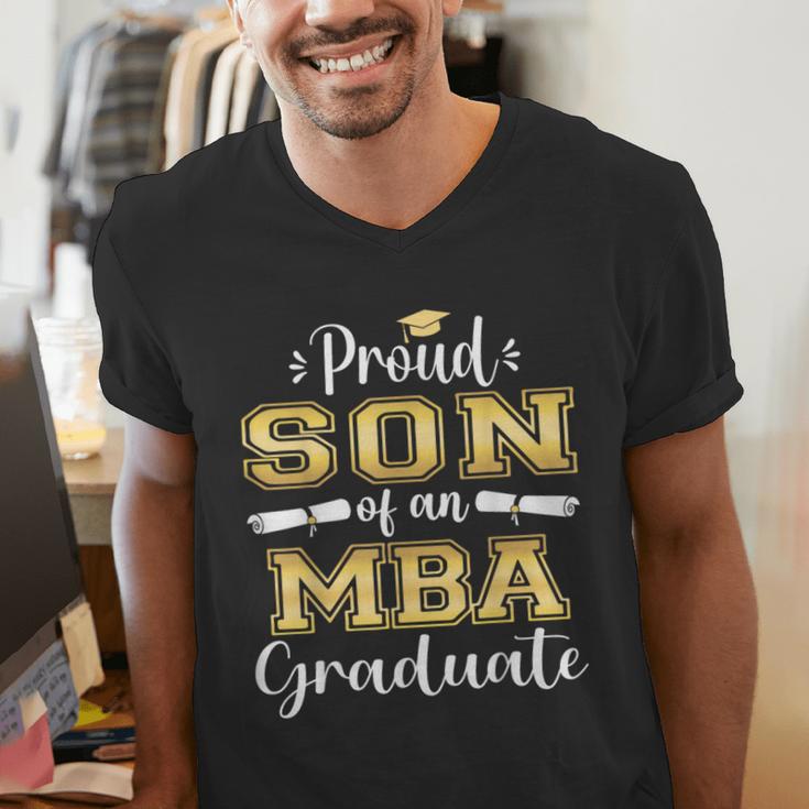 Proud Son Of 2023 Class MBA Graduate Family Graduation Men's V-Neck T-Shirt