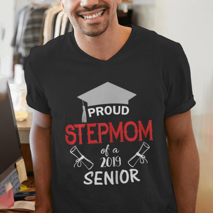 Proud Stepmom Of a 2019 Senior Graduation Family Men's V-Neck T-Shirt