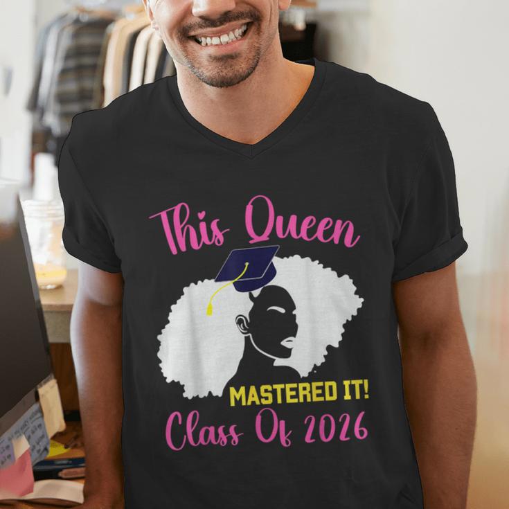 This Queen Mastered It Masters Graduation Class Of 2026 Men's V-Neck T-Shirt