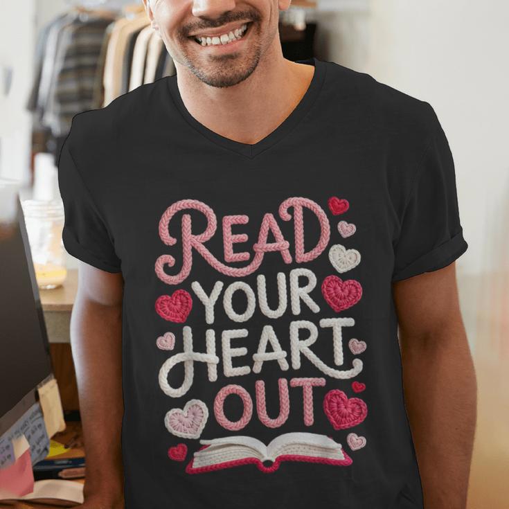 Read Your Cute Heart Out Teacher Librarian Love Reading Book Men's V-Neck T-Shirt