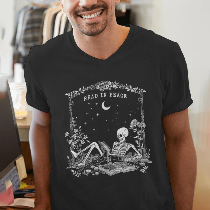 Read In Peace Skeleton Reading Book Halloween Bookish Men's V-Neck T-Shirt