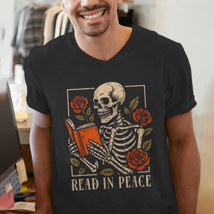 Read In Peace Skeleton Reading Book Halloween Teacher Men's V-Neck T-Shirt