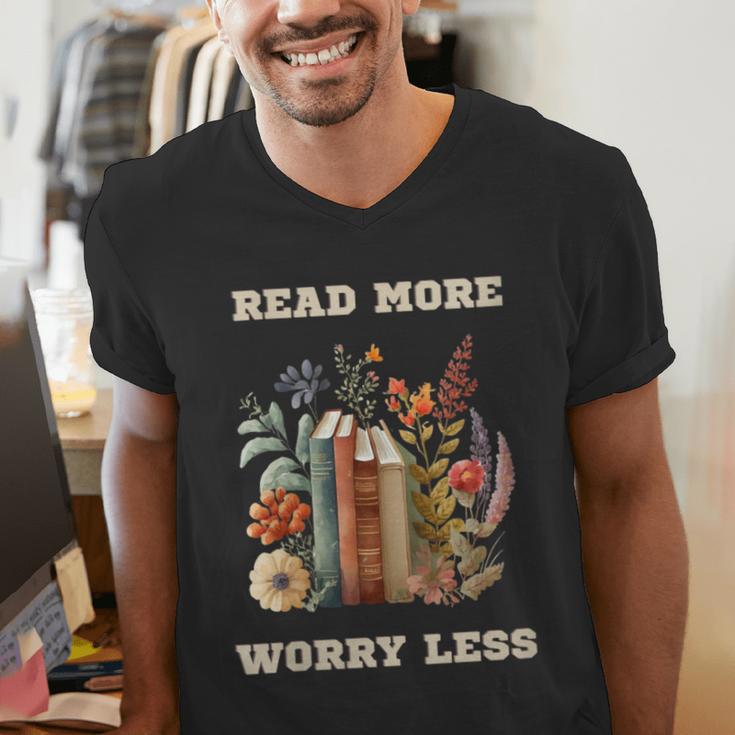 Read More Worry Less Book Lovers Motivational Quote Bookish Men's V-Neck T-Shirt