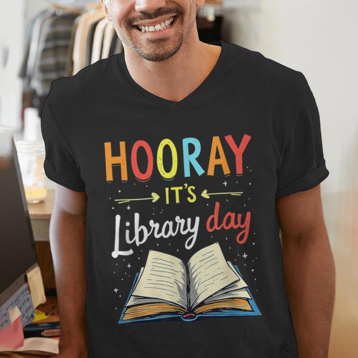 Reading Books Bibliophile Hooray It's Library Day Men's V-Neck T-Shirt