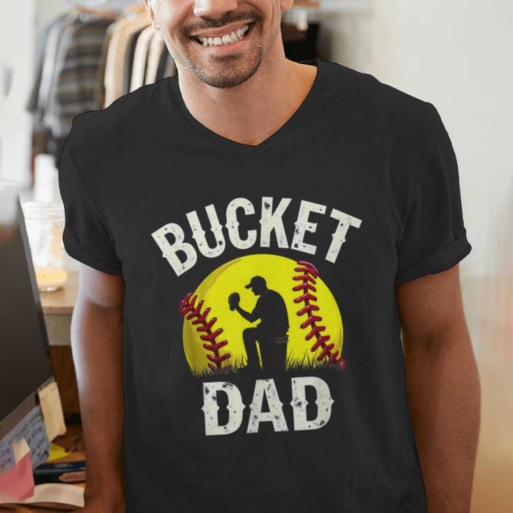 Retro Daddy Bucket Dad Softball Girl Men's V-Neck T-Shirt