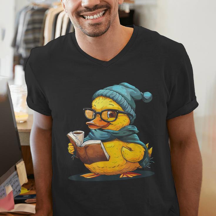 Rubber Duck Reading Book Rubber Duckie Reader Coffee Lover Men's V-Neck T-Shirt