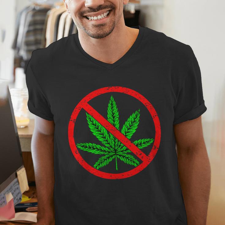 Say No Cannabis Anti-Marijuana Retro Weed Parent Dad Mom Men's V-Neck T-Shirt