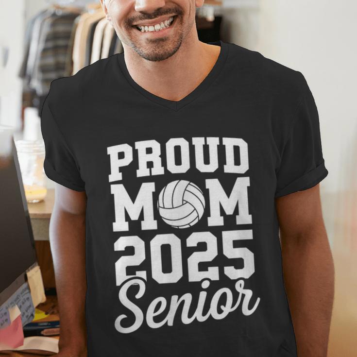 Senior 2025 Volleyball Mom High School Graduation Outfit Fun Men's V-Neck T-Shirt
