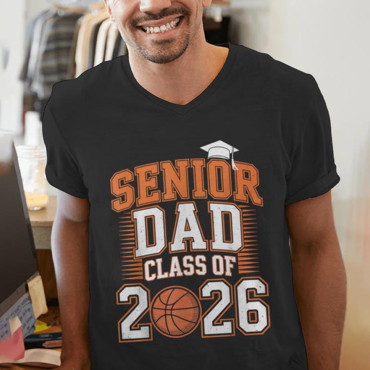 Senior Dad Class Of 2026 Graduate Basketball Graduation 2026 Men's V-Neck T-Shirt