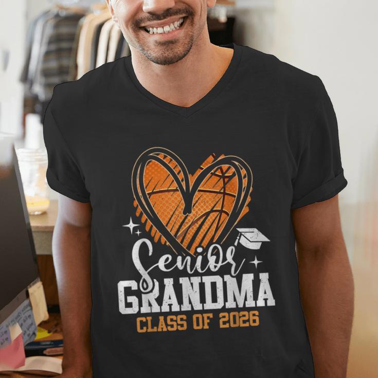 Senior Grandma Class Of 2026 Basketball Graduation Heart Men's V-Neck T-Shirt