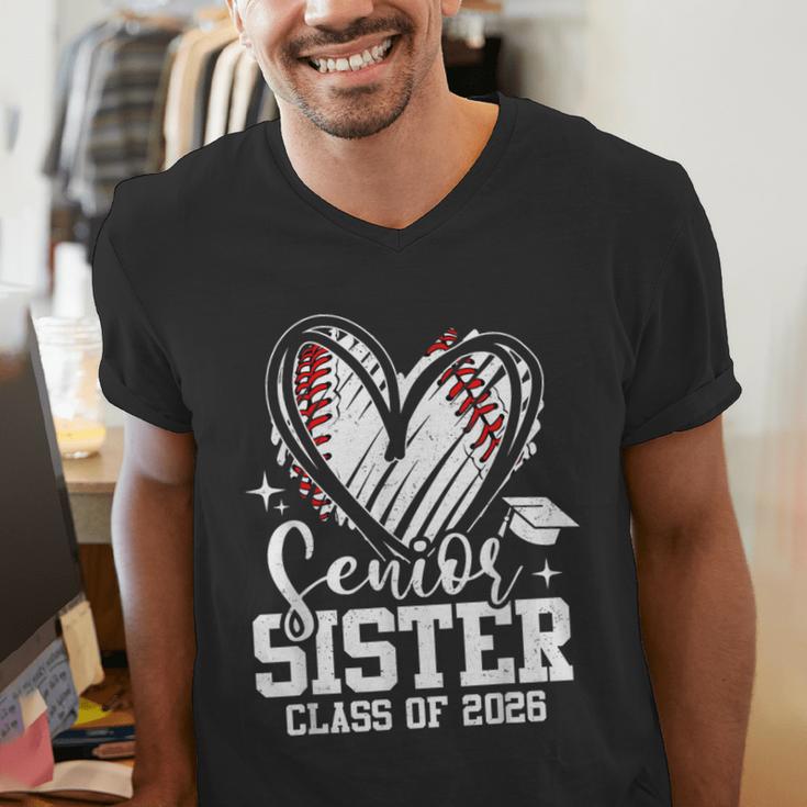 Senior Sister Class Of 2026 Baseball Graduation Heart Men's V-Neck T-Shirt