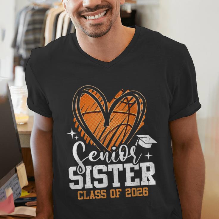 Senior Sister Class Of 2026 Basketball Graduation Heart Men's V-Neck T-Shirt