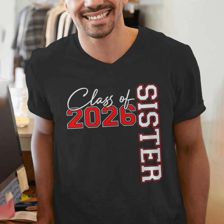 Senior Sister Class Of 2026 Proud Big Sis Graduation Family Men's V-Neck T-Shirt